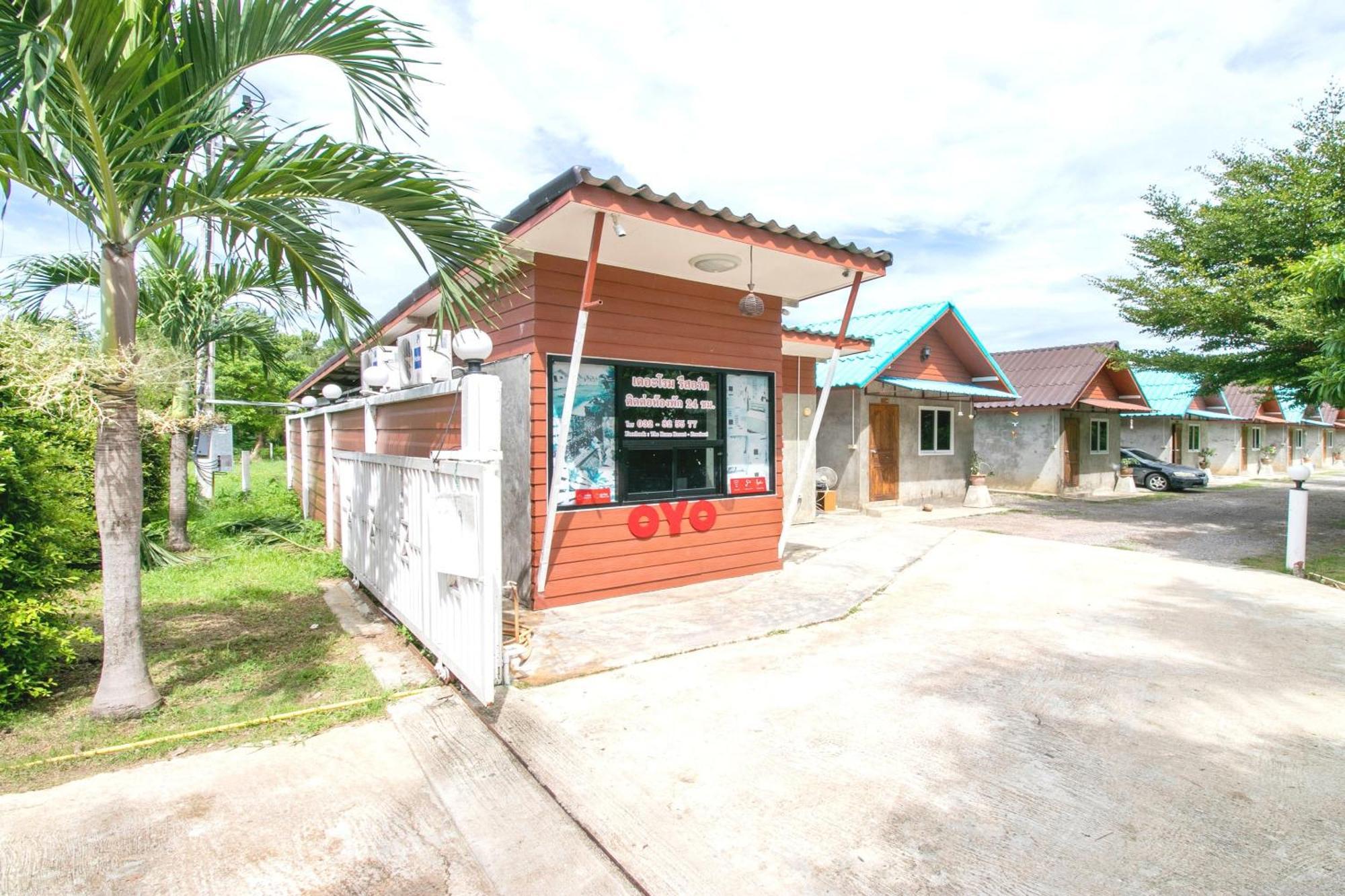 The Rome Resort Pran Buri Exterior photo